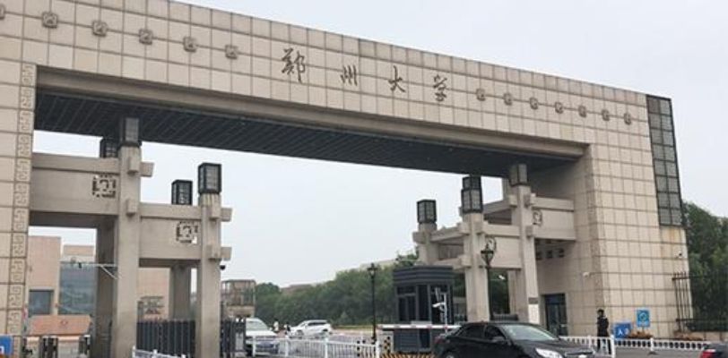 郑州大学小情侣教室淫乱泄密流出 thumbnail